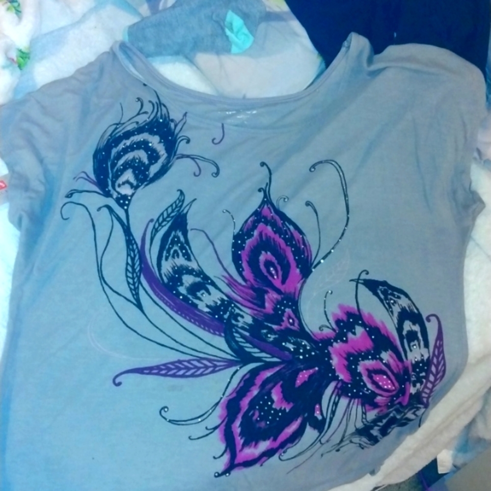 womans blouse